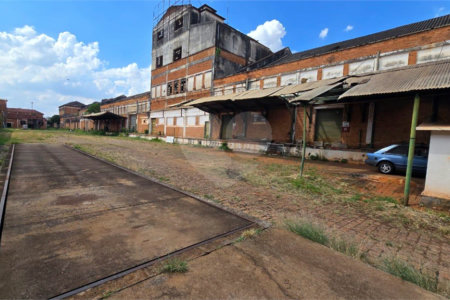 Terreno à venda em Vila Xavier (vila Xavier), Araraquara, SP