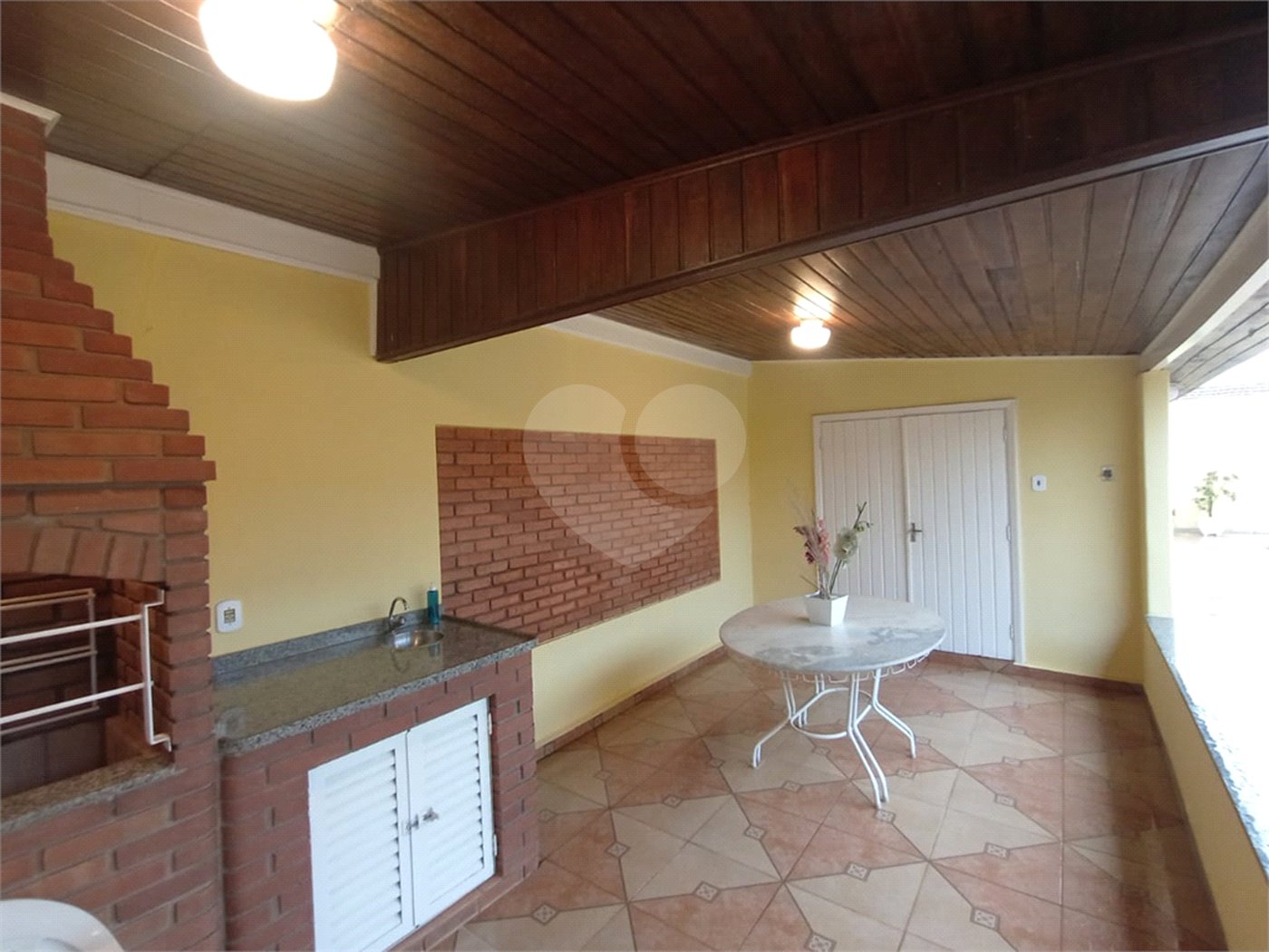 Casa à venda com 4 quartos, sendo 3 suítes,  no Centro, Itapetininga, SP