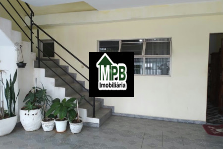 Sobrado à venda com 4 quartos, sendo 1 suíte, em Jardim Santo Amaro, Sorocaba, SP