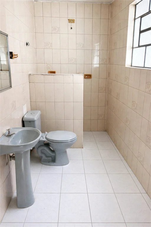 Casa à venda com 3 quartos, sendo 1 suíte,  em Jardim Campo Limpo, São Paulo, SP