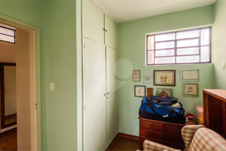 Sobrado à venda com 3 quartos, sendo 1 suíte, em Brooklin Paulista, São Paulo, SP