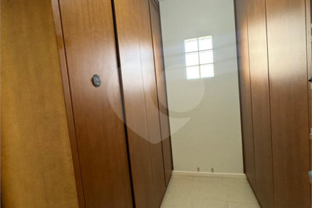 Casa à venda com 3 quartos, sendo 1 suíte, no condomínio Residencial Grape Village, Vinhedo - SP
