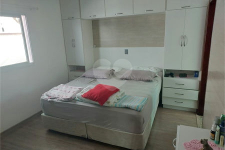 Casa à venda com 3 quartos, sendo 1 suíte, no condomínio Bella Cittá - Villaggio Ii, Mogi das Cruzes - SP