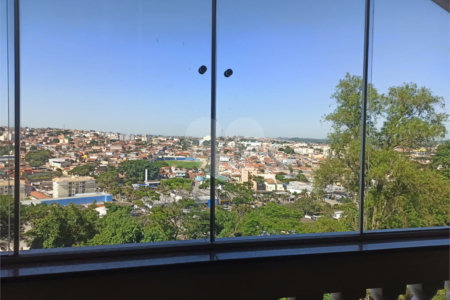 Casa à venda com 3 suítes em Jardim Brasil, Atibaia, SP