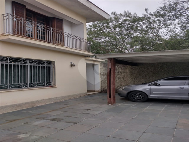 Sobrado à venda com 3 quartos em Tremembé, São Paulo, SP