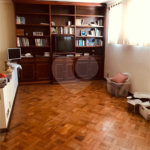 Casa à venda com 4 quartos, sendo 2 suítes, em Jardim das Vertentes, São Paulo, SP