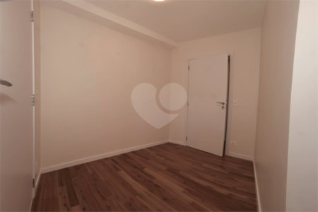 Apartamento à venda com 3 suítes em Vila Romana, São Paulo, SP