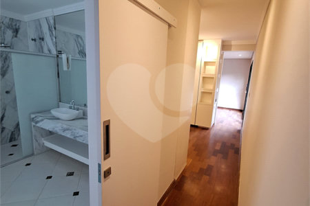Casa à venda ou para alugar com 4 quartos, sendo 3 suítes, no condomínio Chácara Residencial Santa Maria, Votorantim - SP
