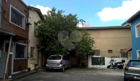Casa à venda com 2 quartos em Cambuci, São Paulo, SP