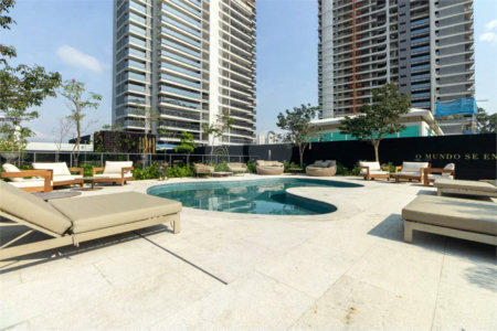 Apartamento à venda com 3 suítes em Jardim Morumbi, São Paulo, SP