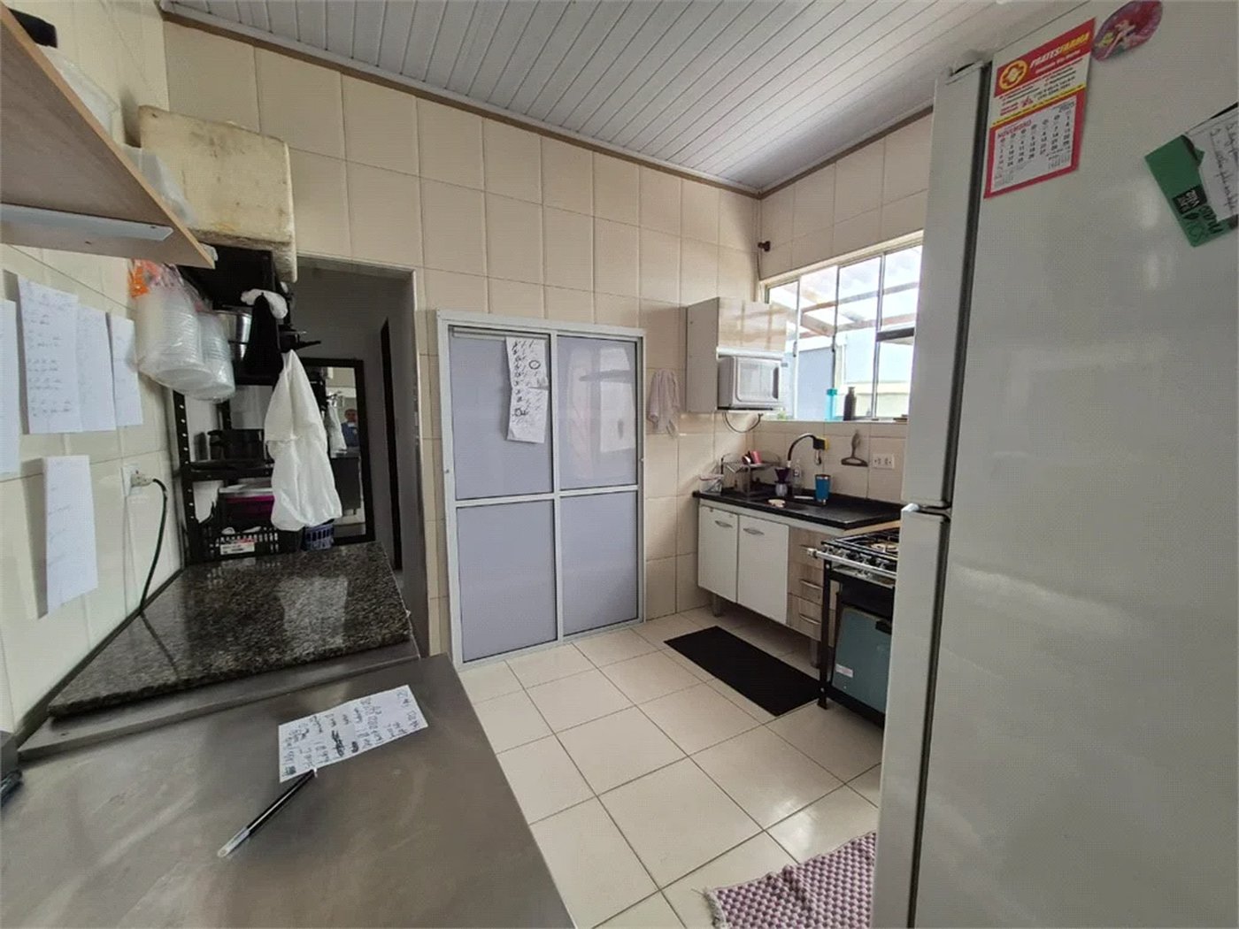 Casa à venda com 4 quartos, sendo 1 suíte,  no condomínio Residencial Alto da Lapa II, São Paulo - SP