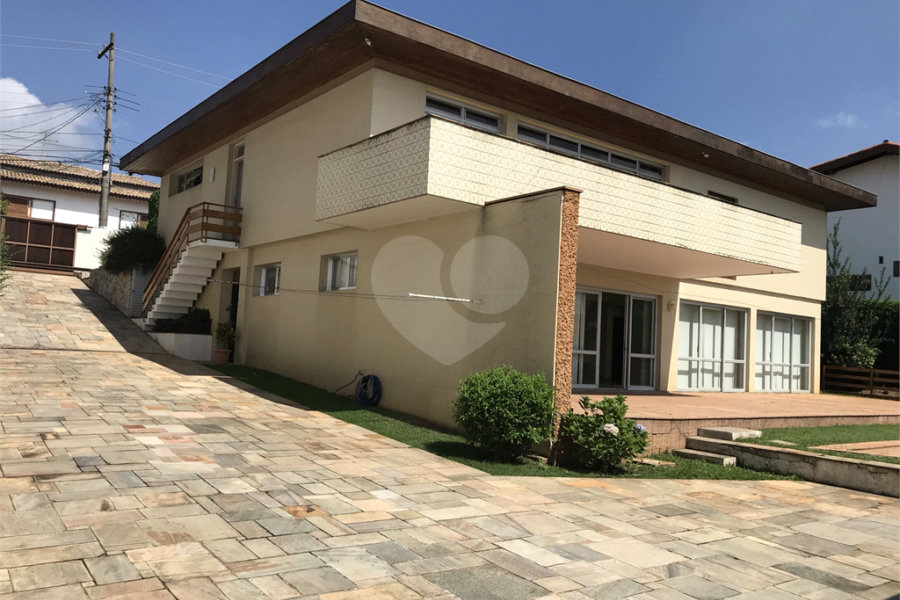 Sobrado à venda com 5 quartos, sendo 1 suíte, em Santana, São Paulo, SP