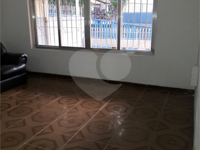 Sobrado à venda com 3 quartos em Piqueri, São Paulo, SP