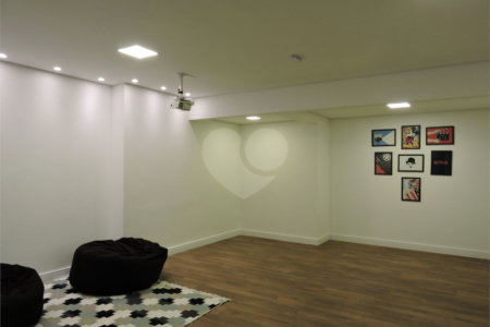 Apartamento à venda com 2 quartos, sendo 1 suíte, em Jardim Nair Maria, Salto, SP