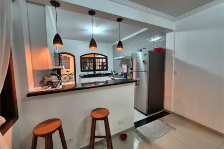 Sobrado à venda com 3 quartos, sendo 1 suíte, em Jardim Sarah, São Paulo, SP