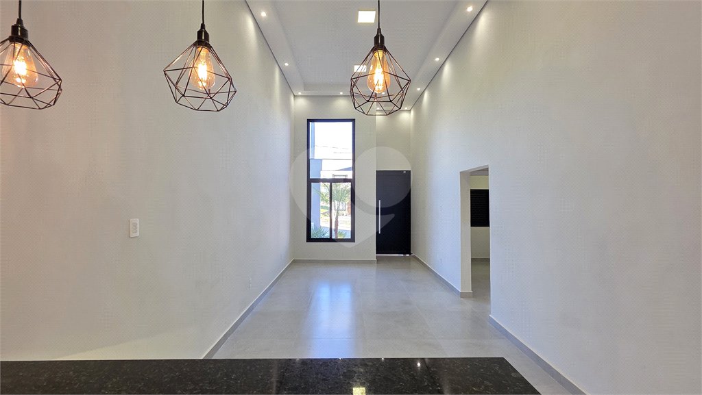 Casa à venda com 3 quartos, sendo 1 suíte, no condomínio Horto Florestal Villagio, Sorocaba - SP