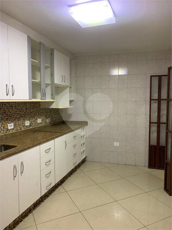 Casa à venda com 3 quartos, sendo 1 suíte, em Parque Santa Rosa, Suzano, SP