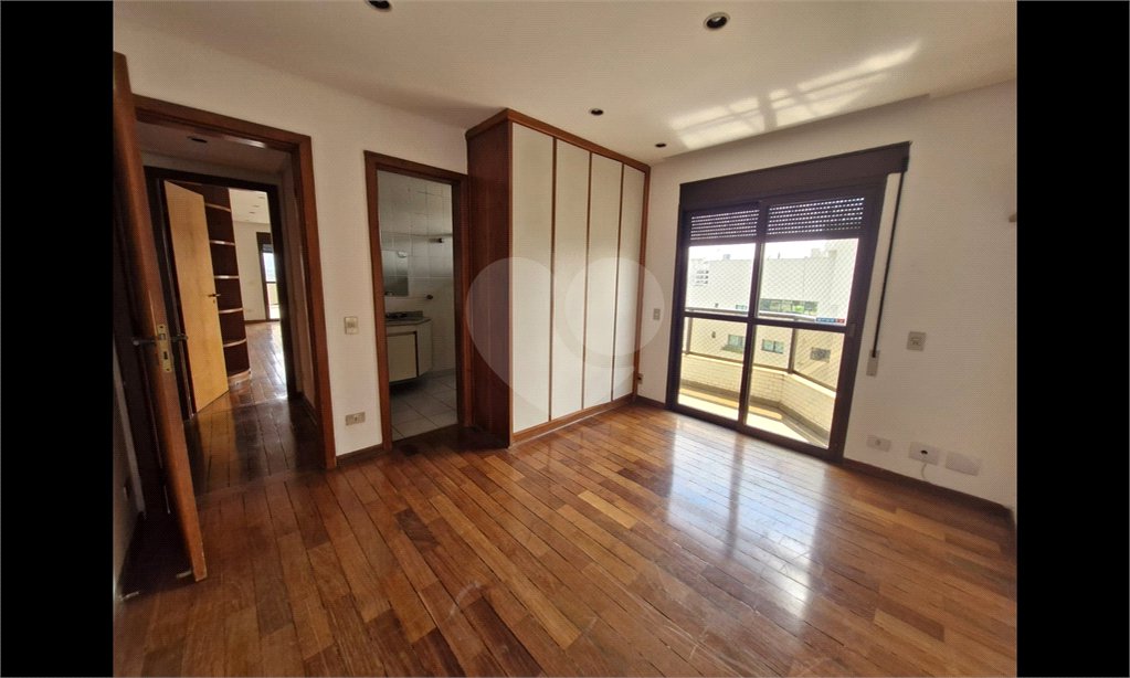 Cobertura à venda com 4 quartos, sendo 2 suítes, em Santana, São Paulo, SP