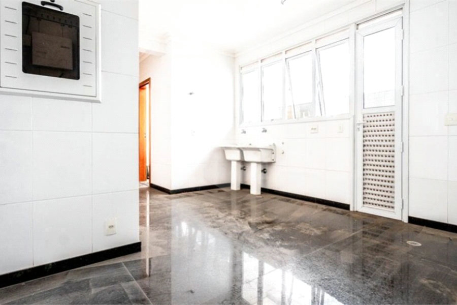 Apartamento à venda com 4 suítes em Anália Franco, São Paulo, SP