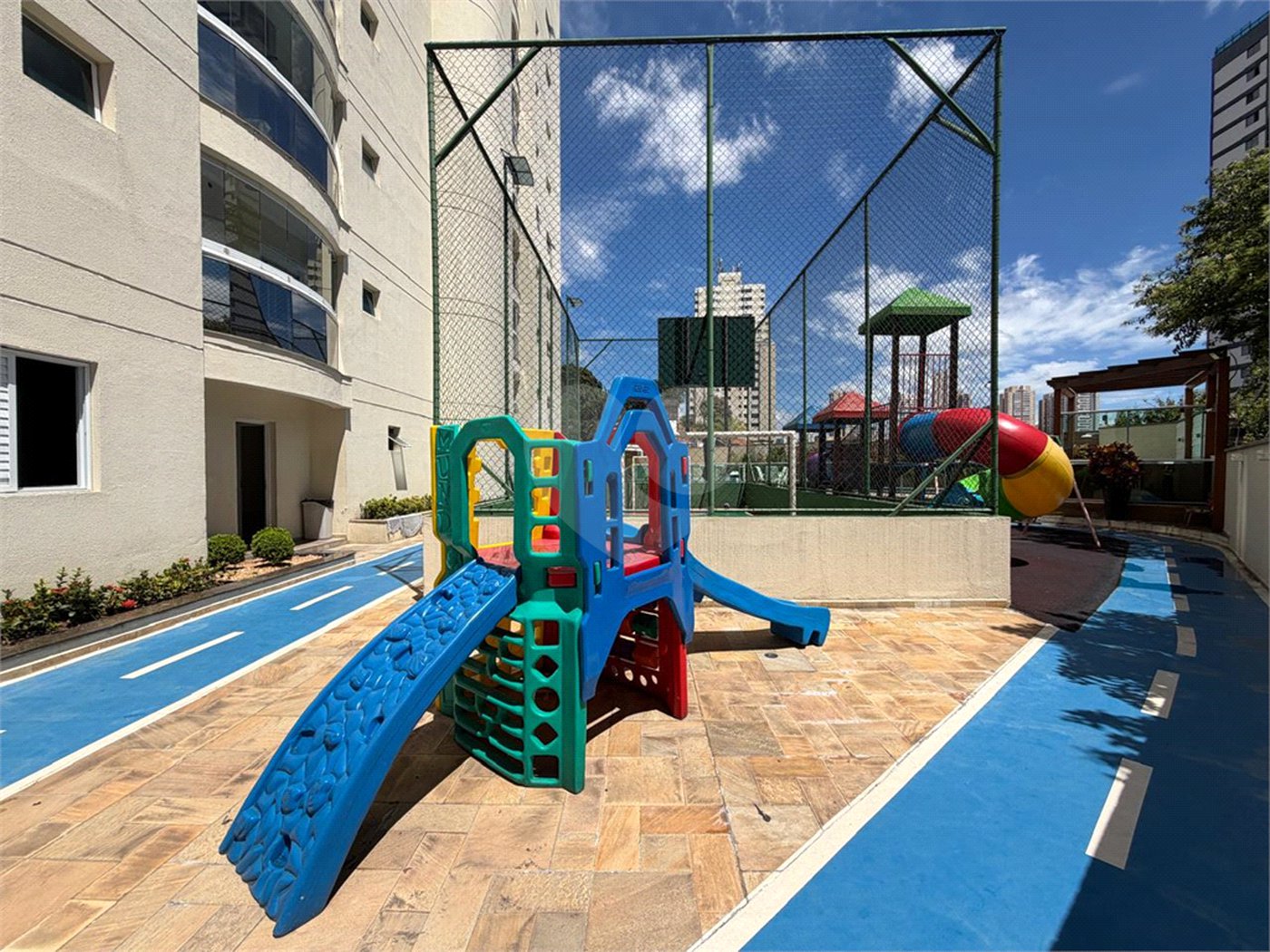 Apartamento à venda com 3 suítes em Santana, São Paulo, SP