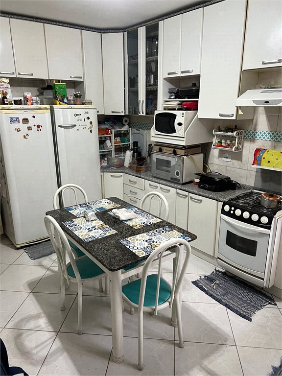 Sobrado à venda com 3 quartos, sendo 1 suíte, em Parque Edu Chaves, São Paulo, SP