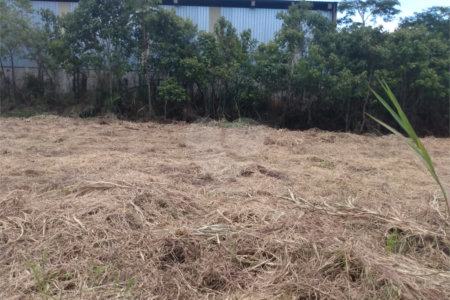 Terreno à venda em Cézar de Souza, Mogi das Cruzes, SP