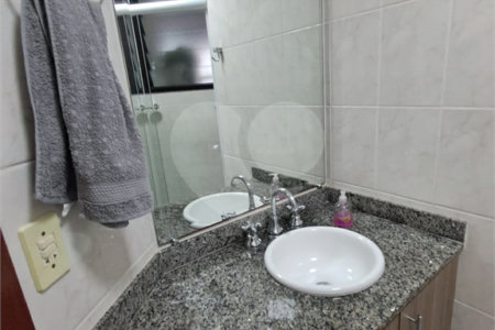Apartamento à venda com 3 quartos, sendo 1 suíte, em Nova Petrópolis, São Bernardo do Campo, SP