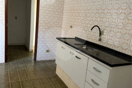 Casa à venda com 3 quartos, sendo 1 suíte, em Vila Aurora, Indaiatuba, SP