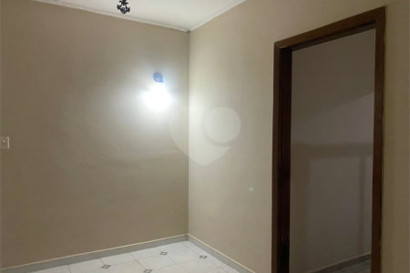 Casa à venda com 3 quartos, sendo 2 suítes, em Jardim do Papai, Guarulhos, SP