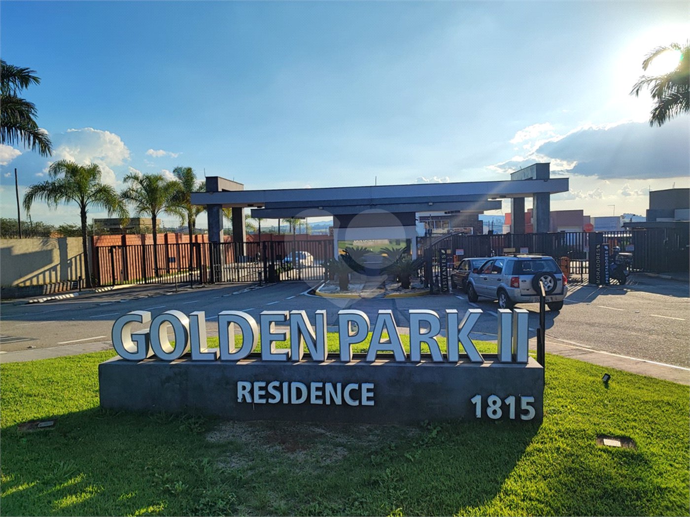 Casa à venda com 3 quartos, sendo 1 suíte, no condomínio Golden Park Residence II, Sorocaba - SP