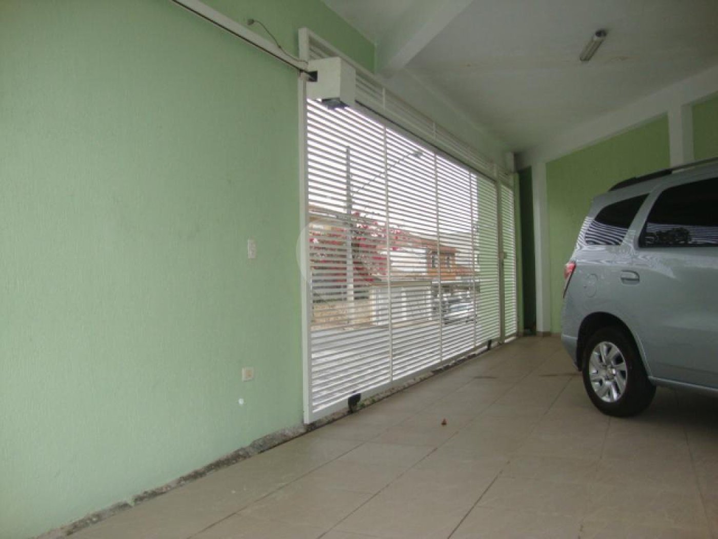 Sobrado à venda com 2 suítes em Tremembé, São Paulo, SP