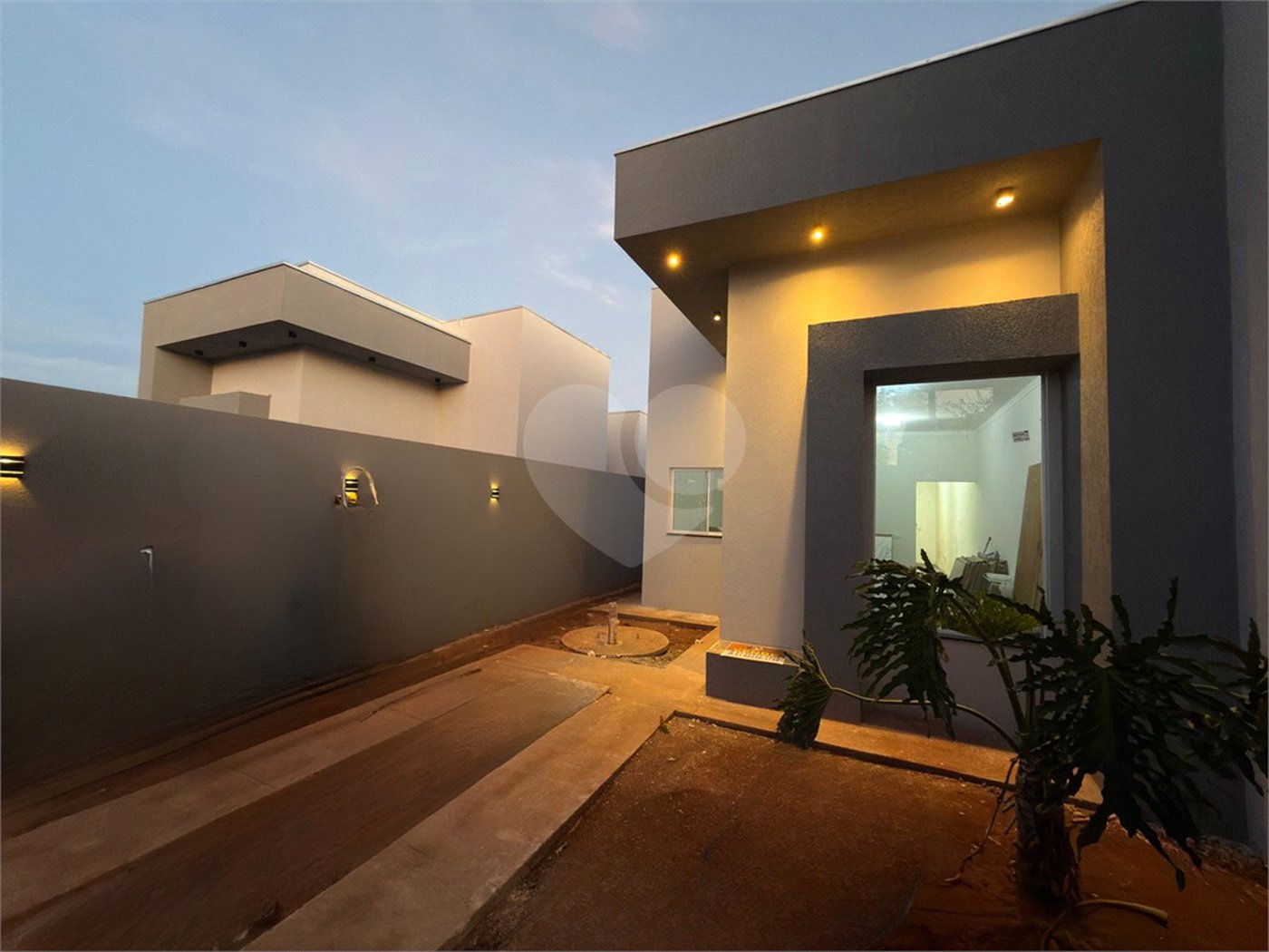 Casa à venda com 3 quartos, sendo 1 suíte, em Bela Vista da Lagoa, Três Lagoas, MS