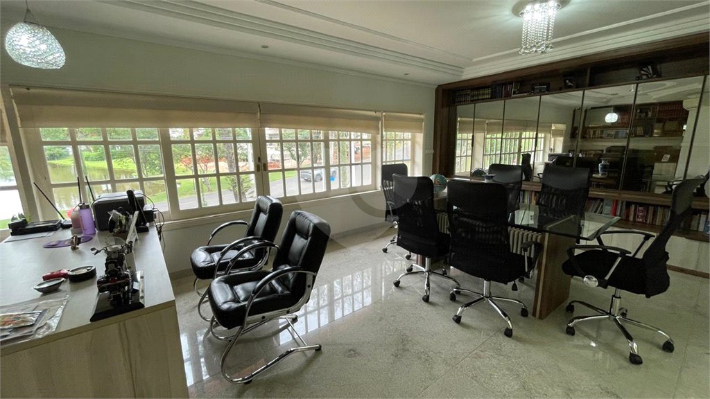 Casa à venda com 5 suítes no condomínio Fazenda Lago Azul, Araçoiaba da Serra - SP