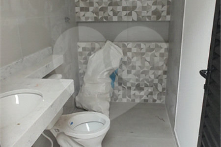 Casa Térrea à venda com 3 quartos, sendo 1 suíte,  em Nova Cerejeira, Atibaia, SP