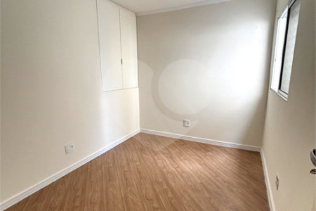 Sobrado à venda com 3 quartos, sendo 1 suíte, em Vila Invernada, São Paulo, SP