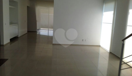 Casa à venda com 3 quartos, sendo 2 suítes,  no condomínio Real Park - Vila Oliveira, Mogi das Cruzes - SP
