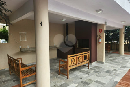Apartamento à venda com 3 quartos, sendo 1 suíte, em Jardim dos Manacás, Araraquara, SP