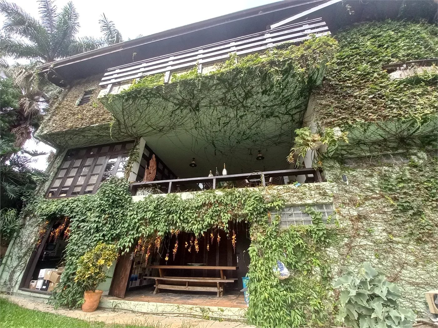 Sobrado à venda com 4 quartos, sendo 2 suítes,  em Fazenda Morumbi, São Paulo, SP