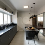 Casa à venda com 4 quartos, sendo 2 suítes, em Jardim Guanca, São Paulo, SP