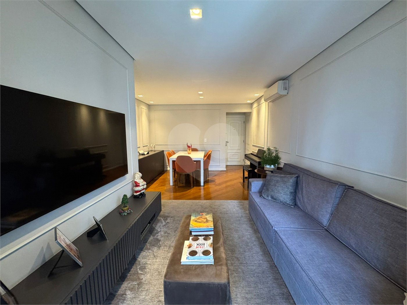 Apartamento à venda com 3 suítes em Indianópolis, São Paulo, SP