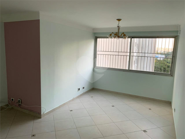Apartamento à venda com 3 quartos, sendo 1 suíte,  em Santana, São Paulo, SP