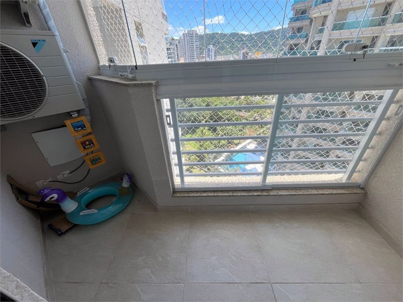 Apartamento Residencial à venda, Jardim Virginia, Guarujá - AP0995.