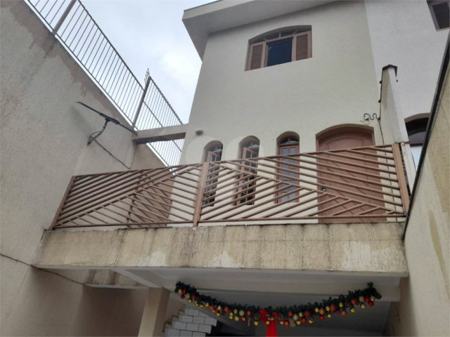 Sobrado à venda com 3 quartos no Brasilândia, São Paulo, SP