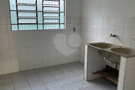 Casa Térrea à venda com 5 quartos, sendo 2 suítes, em Vila Trujillo, Sorocaba, SP