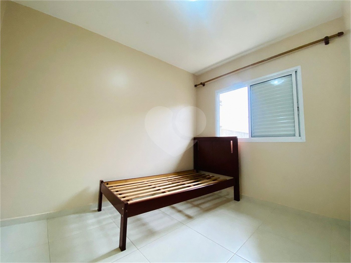 Sobrado à venda com 4 quartos, sendo 3 suítes, em Vila Ester (zona Norte), São Paulo, SP
