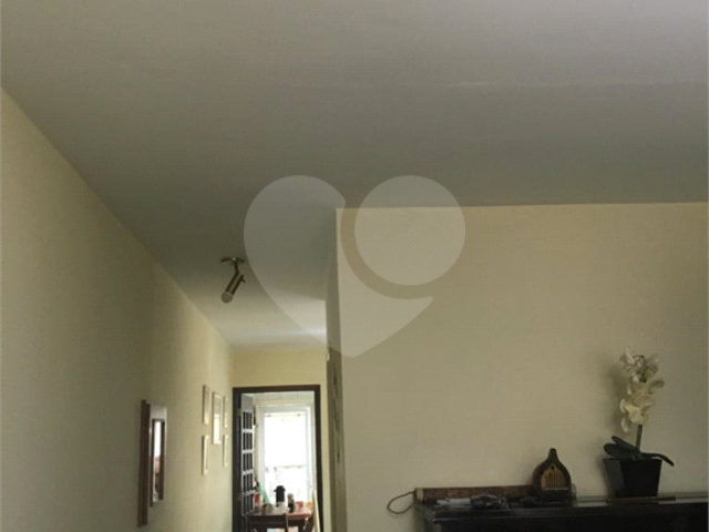 Sobrado à venda com 4 quartos, sendo 2 suítes,  em Parada Inglesa, São Paulo, SP