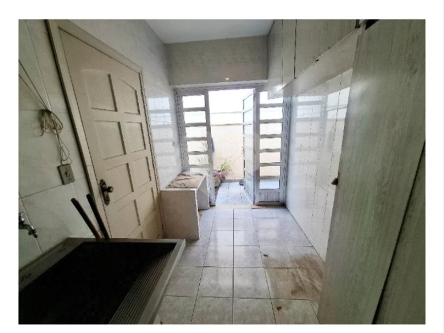 Sobrado à venda com 4 quartos, sendo 1 suíte, em Jardim Bonfiglioli, São Paulo, SP