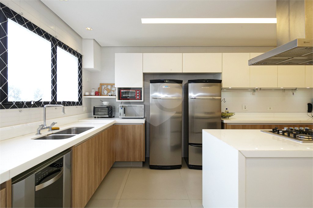 Apartamento à venda com 3 suítes em Alto da Boa Vista, São Paulo, SP