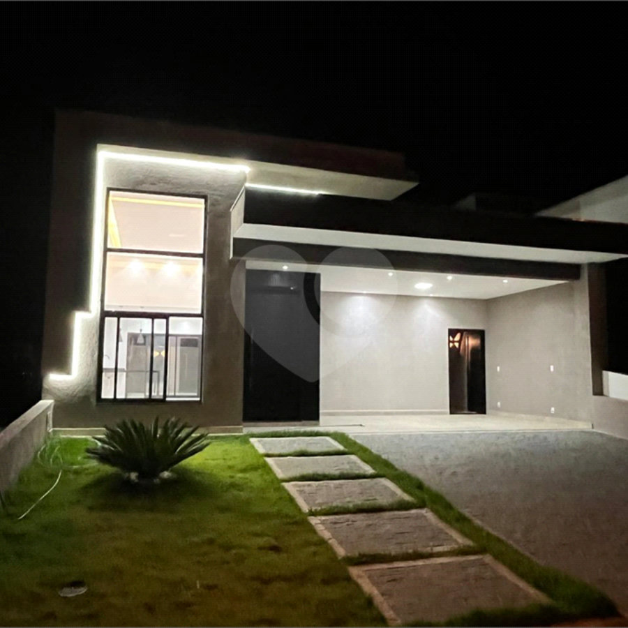 Casa à venda com 3 suítes no condomínio Campos do Conde I e II, Sorocaba - SP