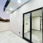 Casa à venda com 3 quartos, sendo 1 suíte, no condomínio Vale dos Sonhos 2, Rio de Janeiro - RJ